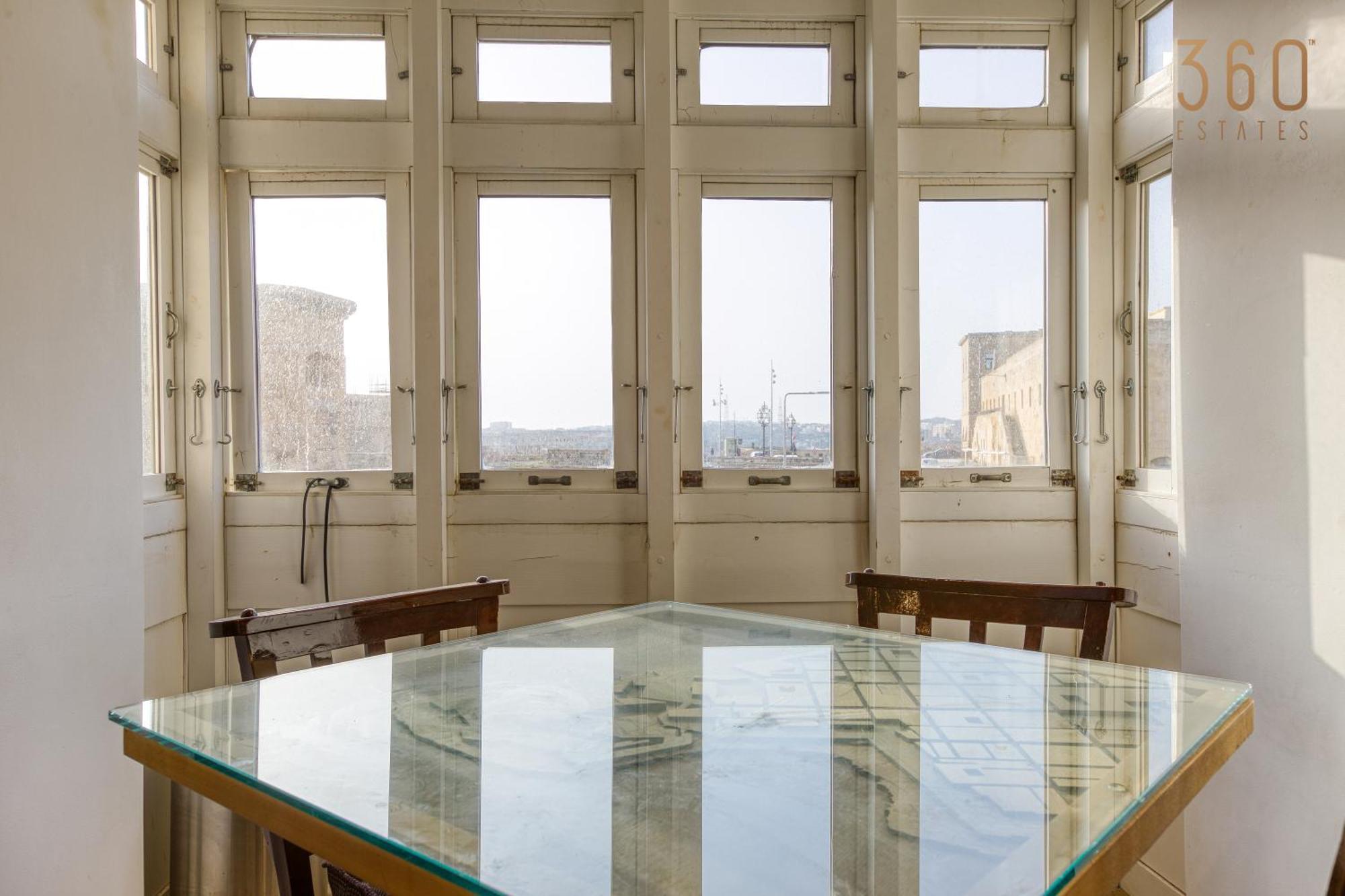 Comfortable 1Br Home With Maltese Balcony In Valletta By 360 Estates Extérieur photo