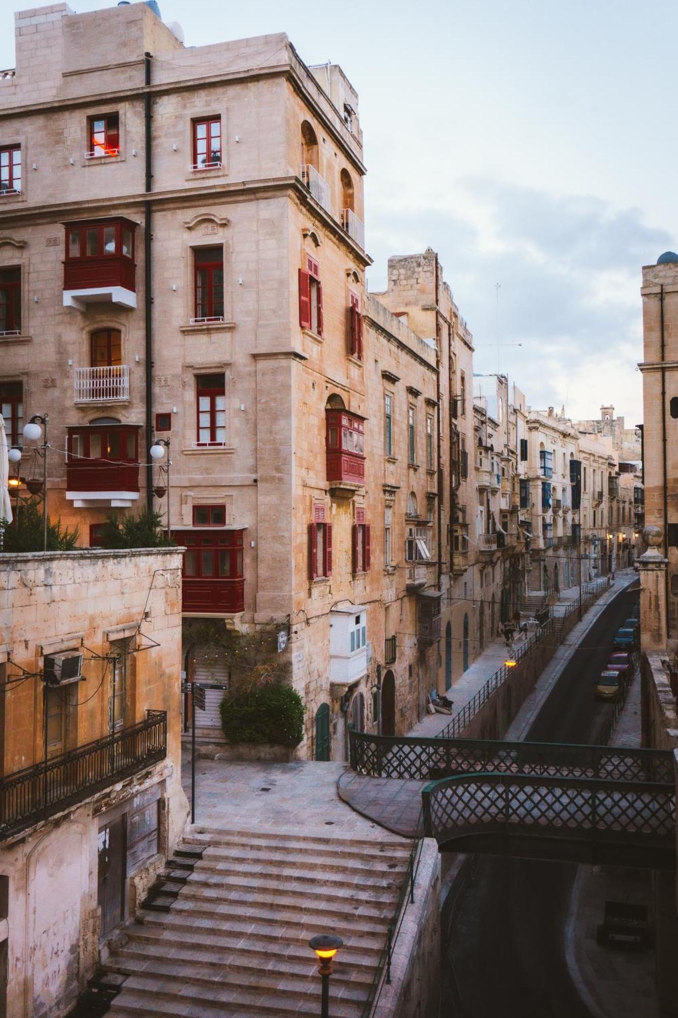 Comfortable 1Br Home With Maltese Balcony In Valletta By 360 Estates Extérieur photo
